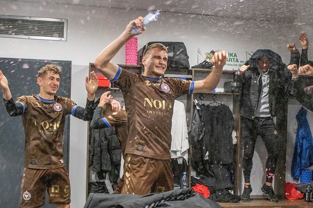 发出应有的 发出应有的